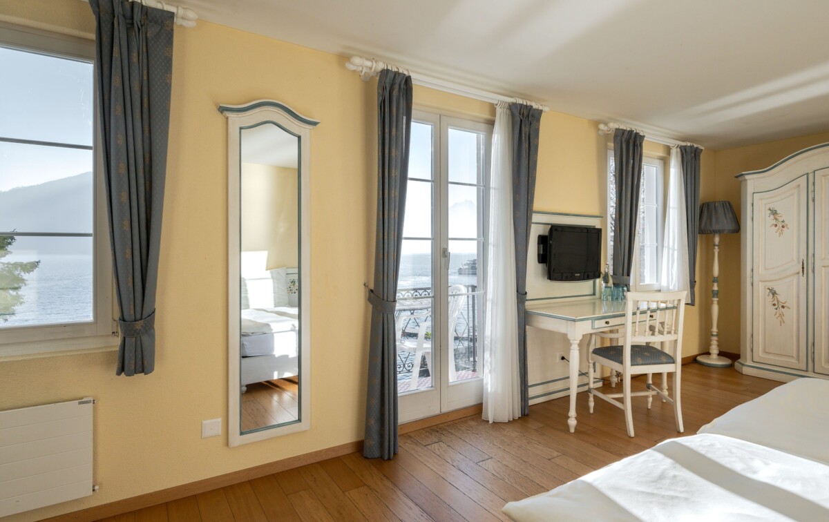 Junior Suite mit Seeblick und Balkon